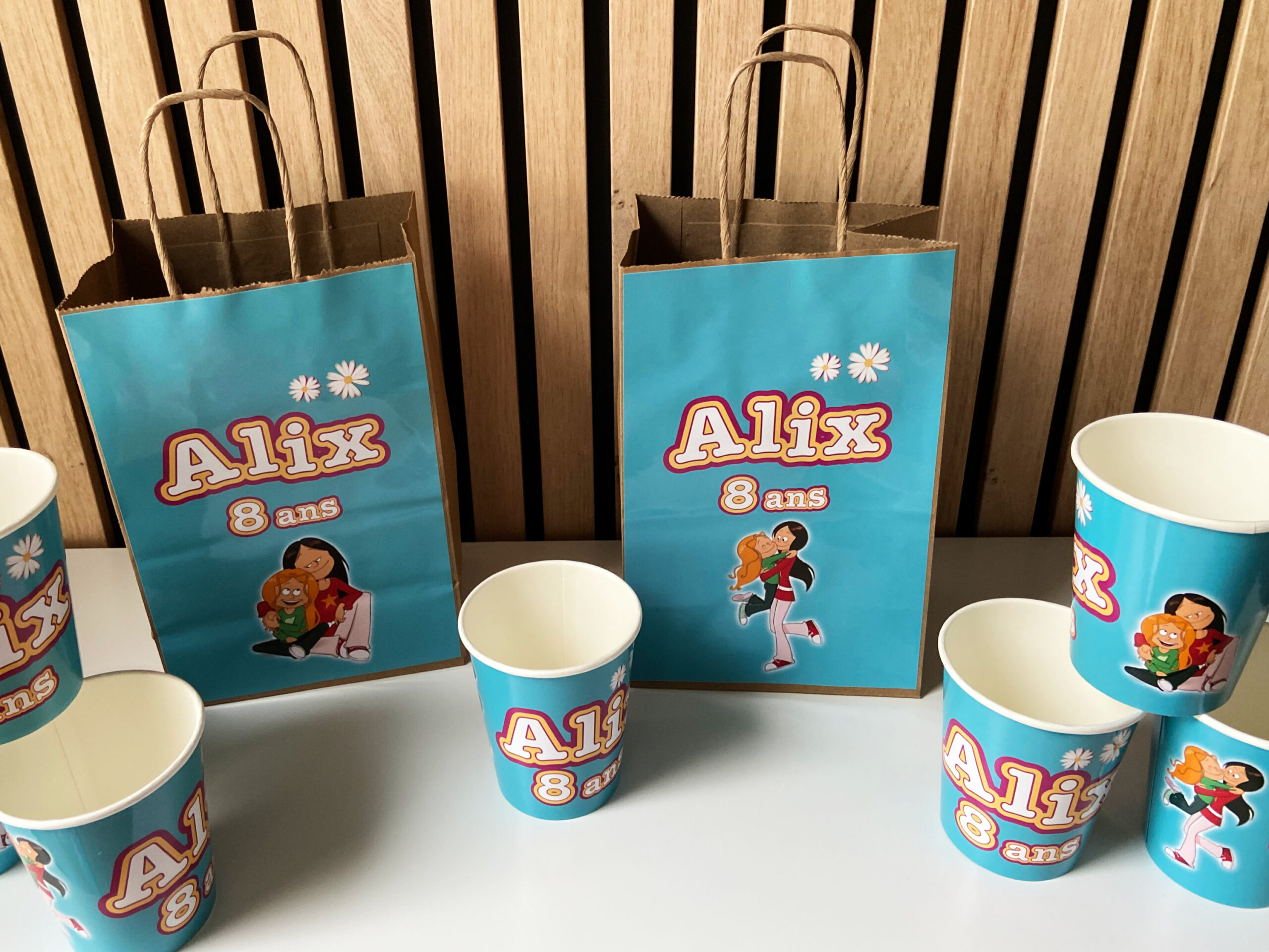 Confiseries - Thème Les Sisters