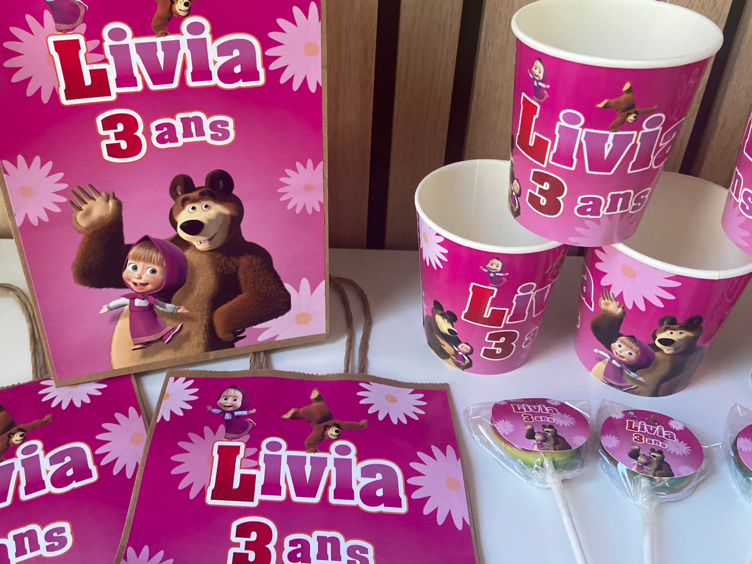 Confiseries - Thème Masha et Michka