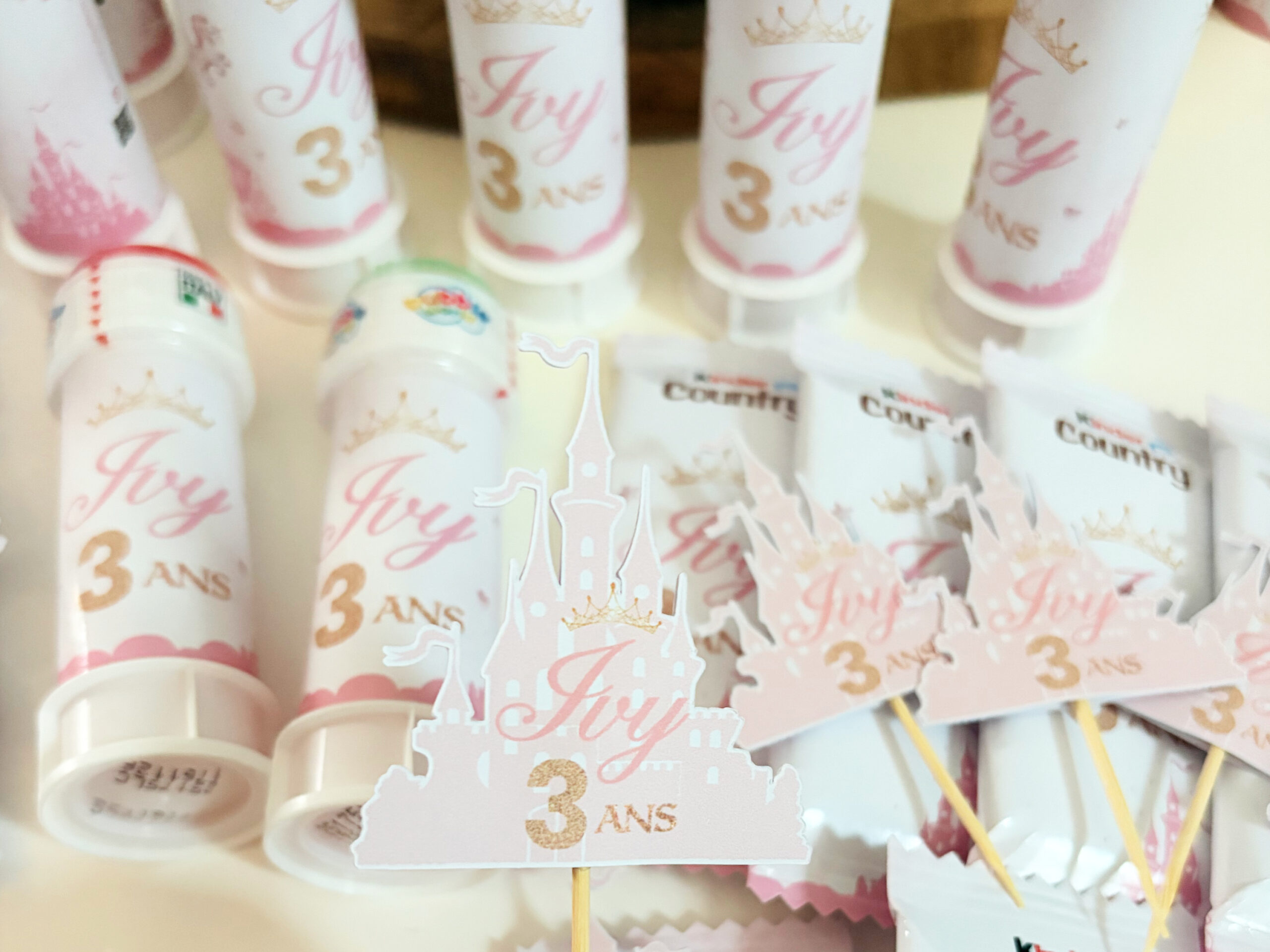 Cupcake topper personnalisé anniversaire enfant thème Princesse