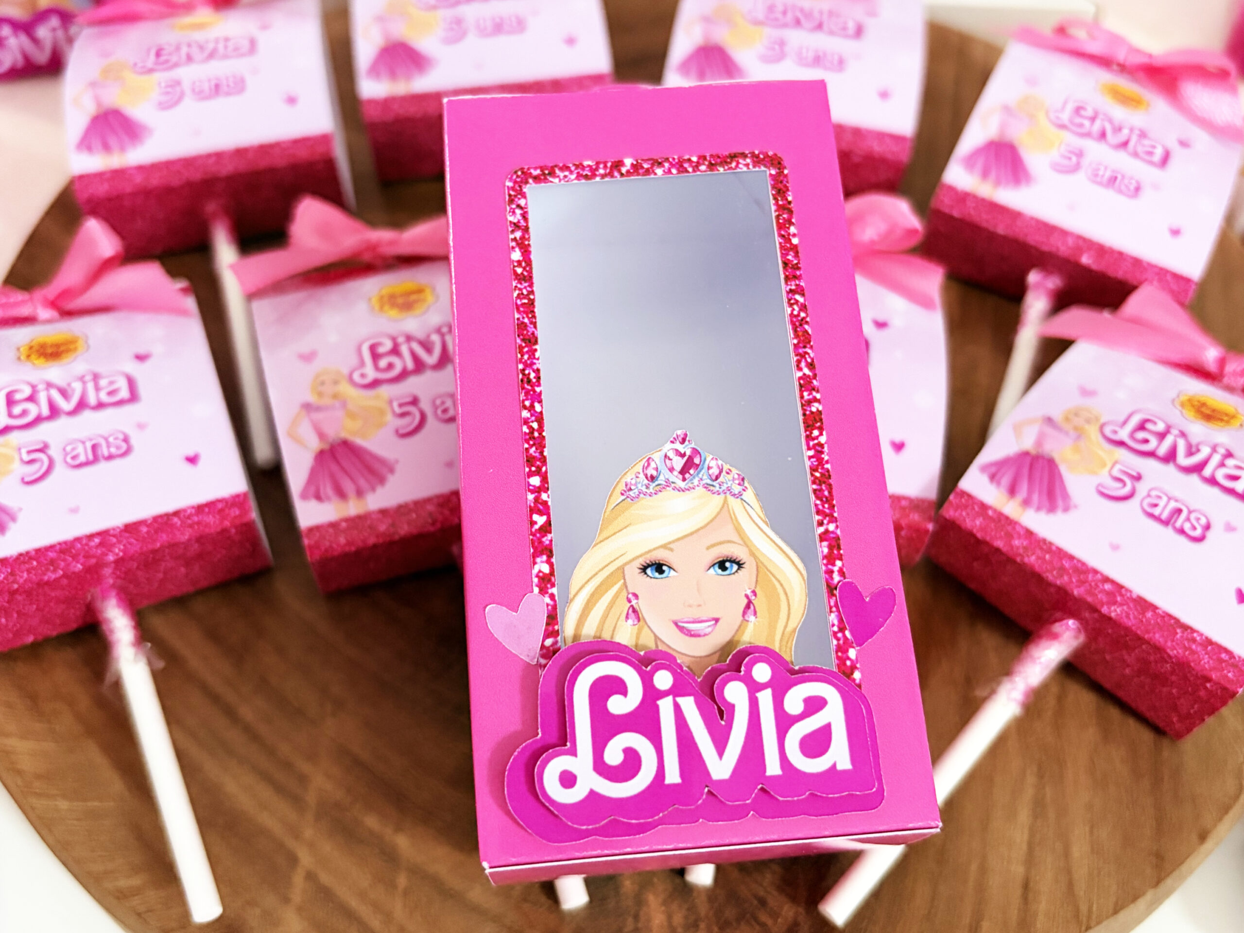 Boîte personnalisée à dragées ou bonbons - Thème Barbie